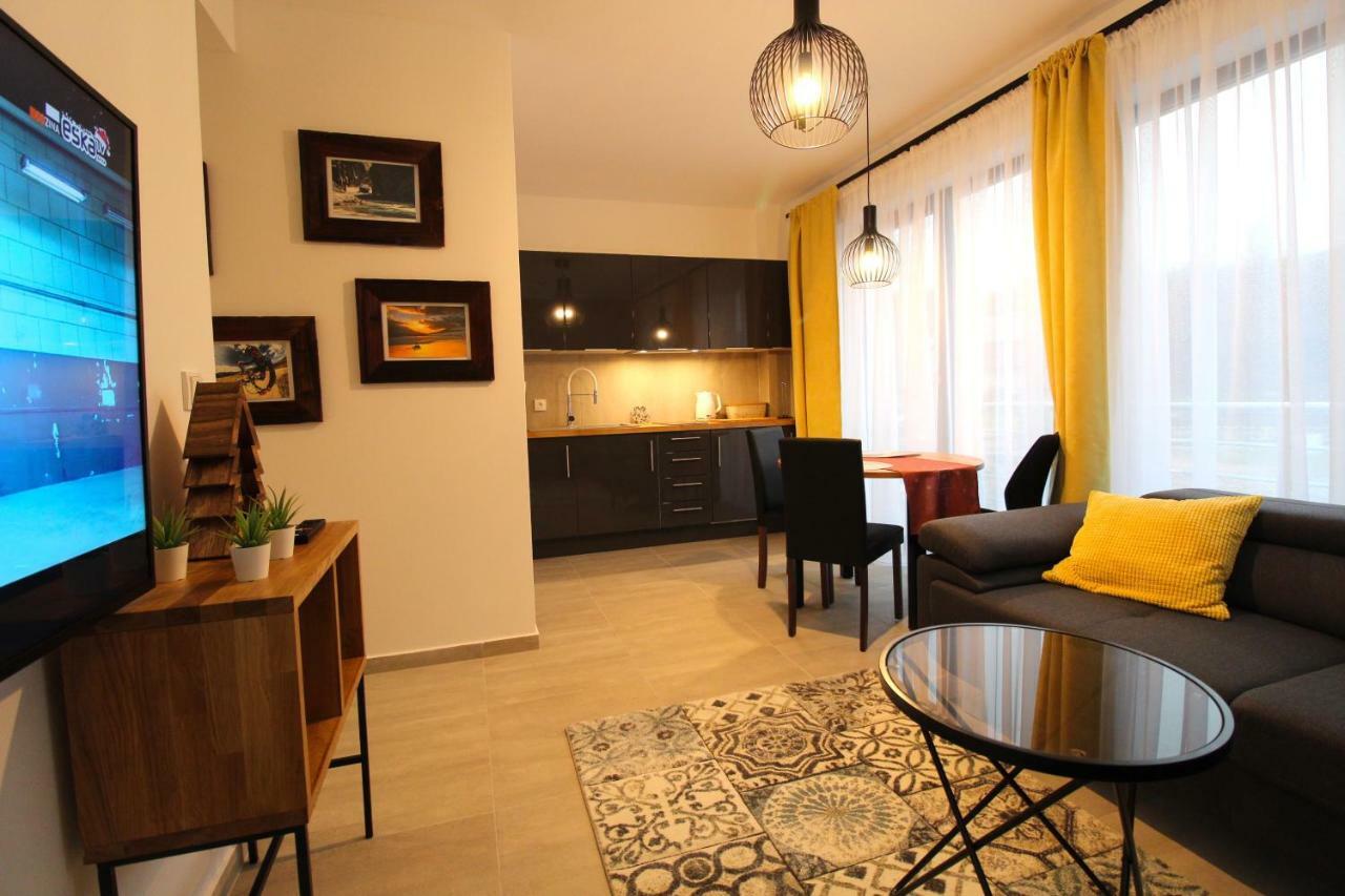 Apartamenty 11-Go 26 I 22 Listopada By Royal Aparts Świeradów-Zdrój Exteriör bild